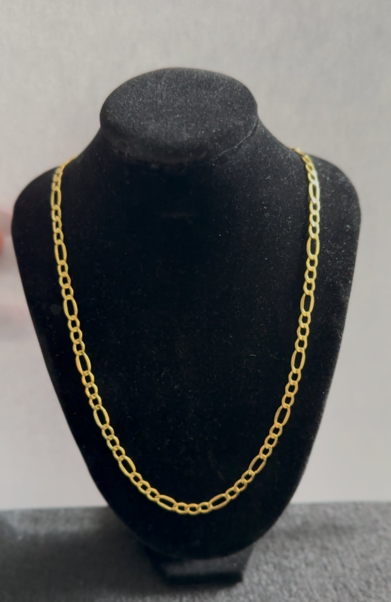 10K Gold Figaro Chain – 22 Inch
