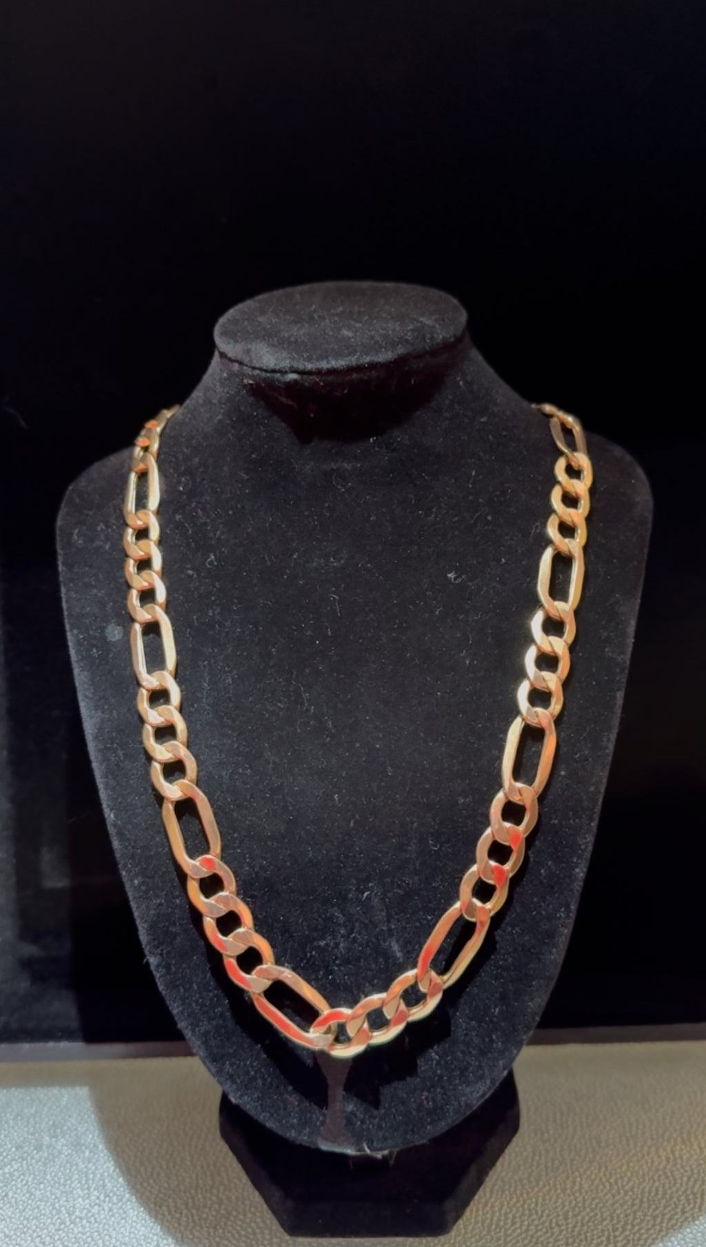 10K Yellow Gold Figaro Chain – 36.8g, 10.5mm Semi-Hollow