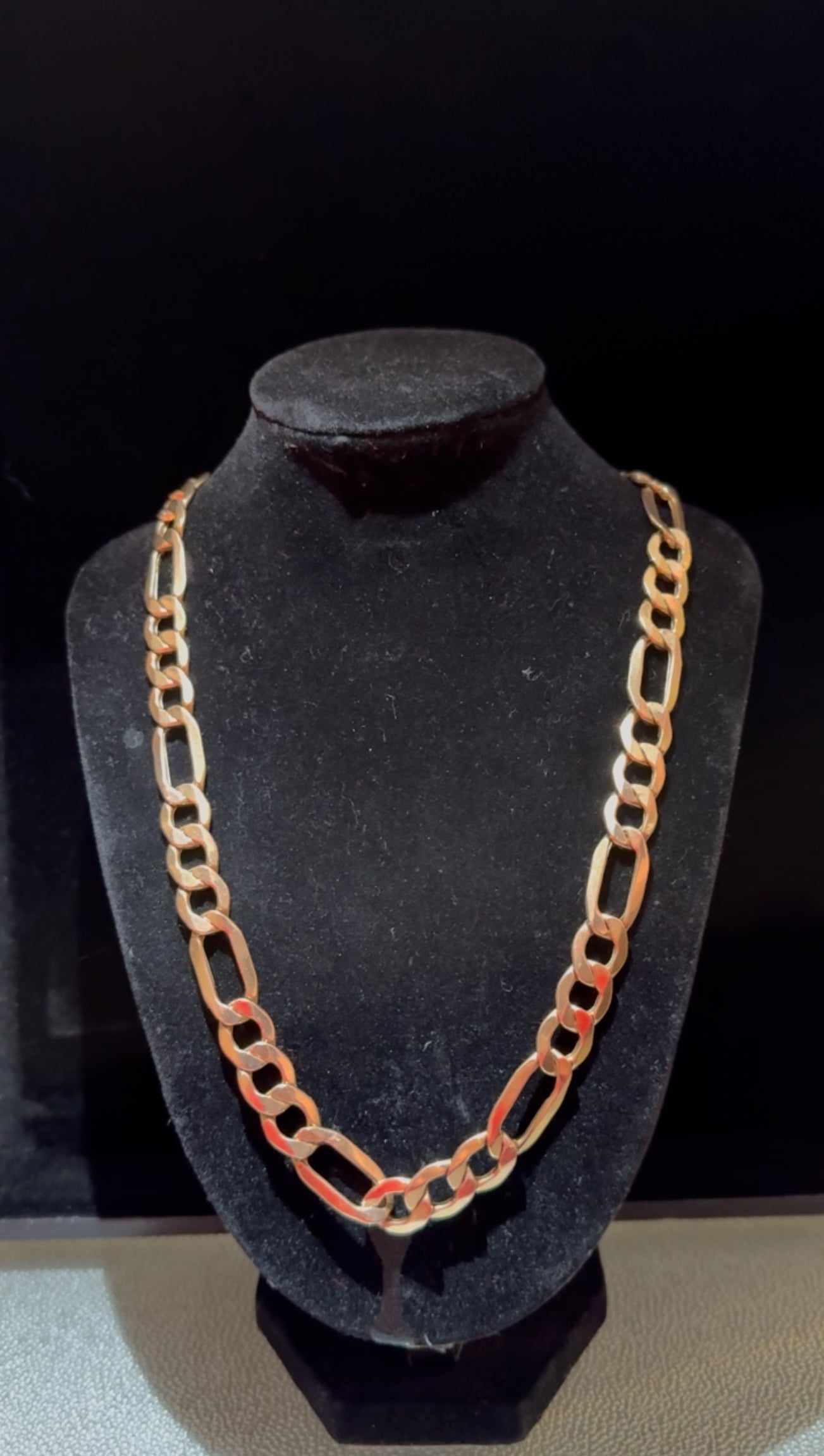 10K Yellow Gold Figaro Chain – 36.8g, 10.5mm Semi-Hollow